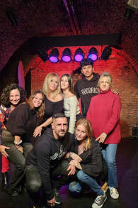 Photo 0 from Me parto la magia en Off Latina Teatro