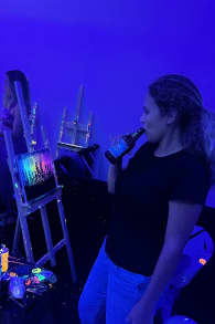 Photo 0 from Neon Brush: Uma experiência de pintura que brilha no escuro!