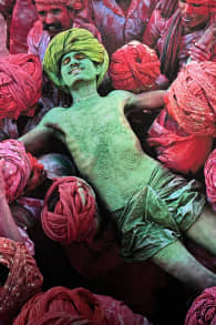 Photo 1 from Steve McCurry. ICONS: An Extraordinary Photography Exhibition