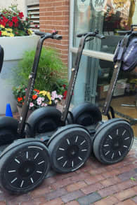 Photo 1 from ﻿visite en Segway de 30 minutes dans le quartier des distilleries à Toronto