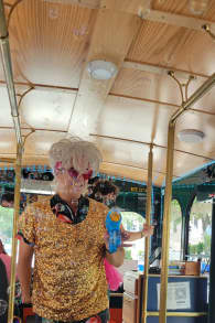 Photo 0 from "Savannah for Morons" Comedy Trolley Tour