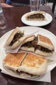 Photo 1 from Visita guiada a pie y gastronómica del Barrio Chino de Chicago