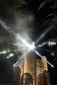 Photo 8 from Light Cycles: Una passeggiata notturna che brilla attraverso la natura, la luce e il suono