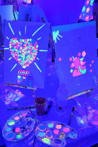 Photo 0 from Neon Brush Kids: un'esperienza artistica per tutta la famiglia