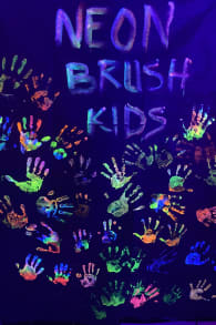Photo 3 from Neon Brush Kids : Une expérience artistique en famille