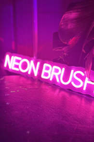 Photo 7 from Neon Brush: Malerlebnis im Dunkeln mit Drinks
