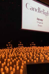 Photo 0 from Candlelight: O Melhor de Bridgerton