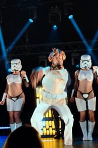 Photo 1 from The Empire Strips Back: Una Parodia Burlesca