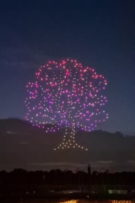 Photo 3 from DroneArt Show : un spectacle de drones en musique
