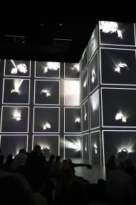 Photo 1 from Kosmos, Die immersive Reise ins All im Port des Lumières