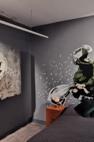 Photo 4 from Banksy Limitless