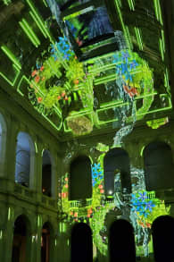 Photo 4 from Eonarium FLOW : un spectacle lumineux immersif au Palais de la Bourse