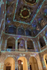 Photo 1 from Eonarium FLOW : un spectacle lumineux immersif au Palais de la Bourse