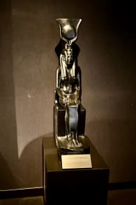 Photo 2 from Discovering King Tut's Tomb