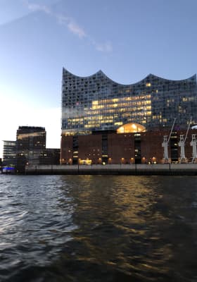 Photo 2 from Landungsbrücken