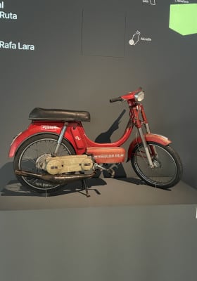 Photo 19 from Bombas Gens Centre d'Arts Digitals