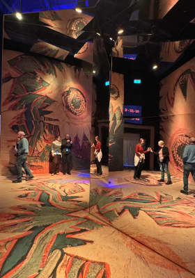 Photo 12 from Utopia