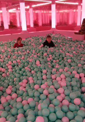 Photo 1 from The Upside Down Berlin