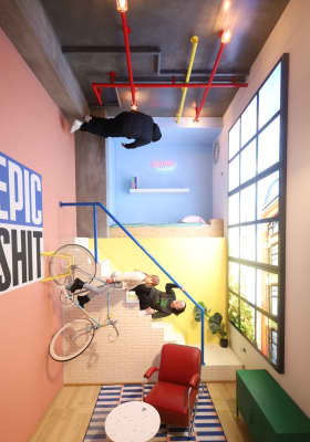 Photo 3 from The Upside Down Berlin