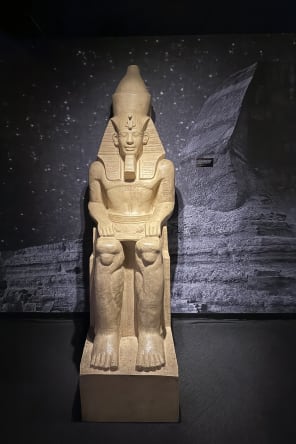 Photo 4 from Discovering King Tut's Tomb