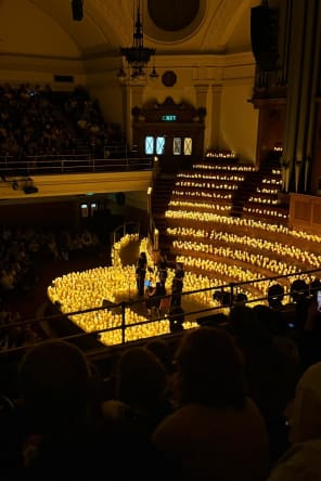 Foto 1 de ﻿Candlelight: Ed Sheeran & Coldplay