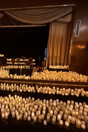 Foto 3 di Candlelight Long Beach: Tributo a Juan Gabriel con strumenti ad arco