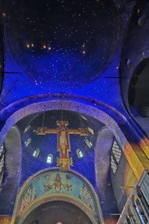 Photo 4 from LUMINISCENCE: The new 360° immersive live show at London’s Westminster Cathedral
