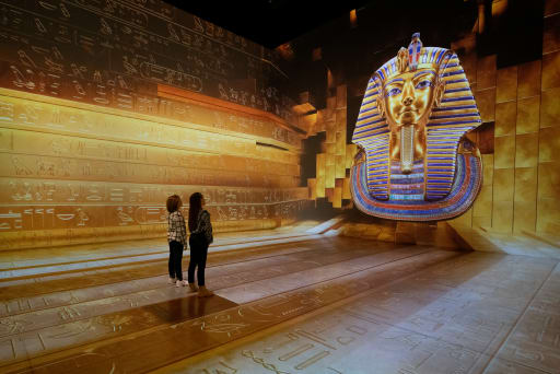 Een 8 meter hoge, 360° immersieve projectieruimte