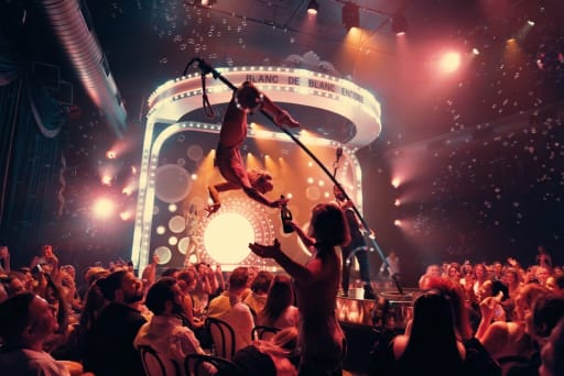 Experience glamour, glitter, and a champagne-soaked party vibe