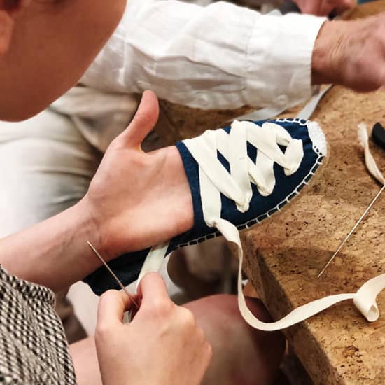 Taller online: personaliza tus espardeñas en vivo con un artesano