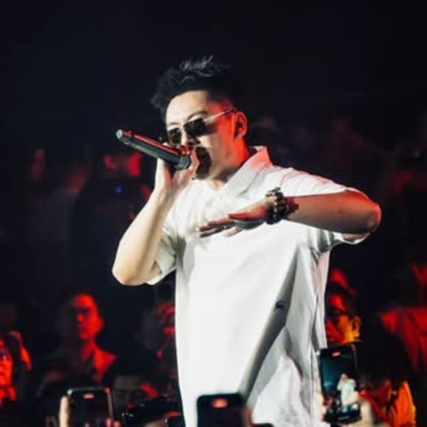 揽佬SKAI ISYOURGOD