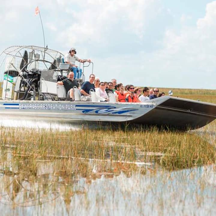 Everglades Admission Ticket with Airboat Ride and Wildlife Show