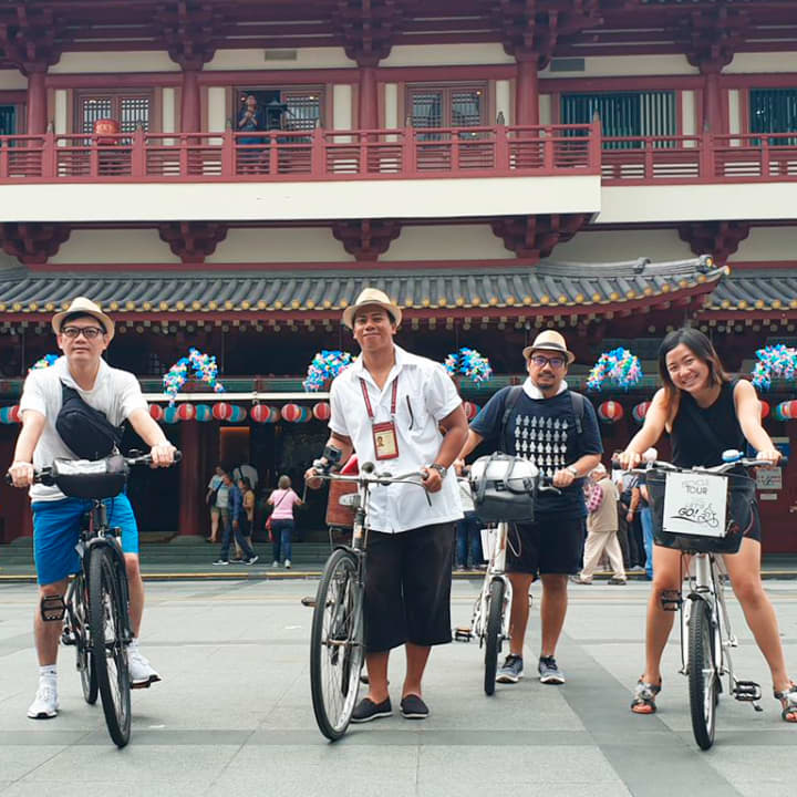 Ah Huat in Chinatown: Guided Walking Tour