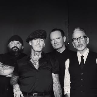 Social Distortion