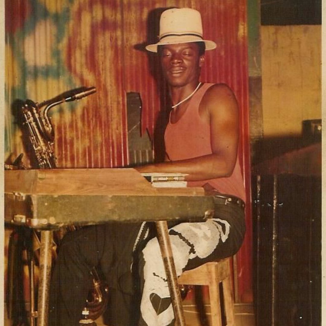 Dele Sosimi