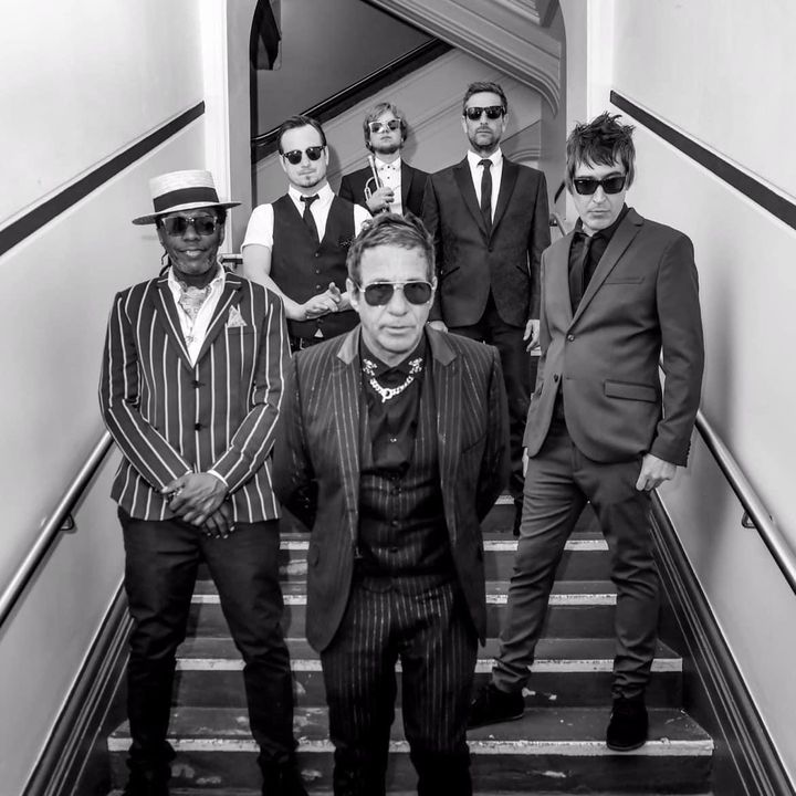 Dub Pistols